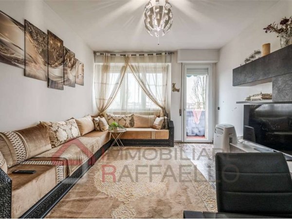 appartamento in vendita a Modena in zona Amendola