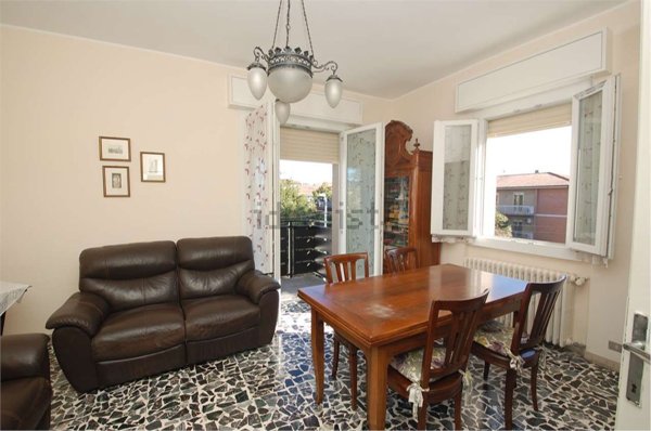 appartamento in vendita a Modena in zona Amendola