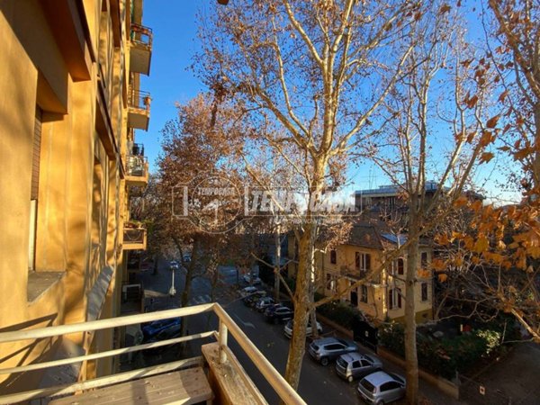 appartamento in vendita a Modena in zona Crocetta