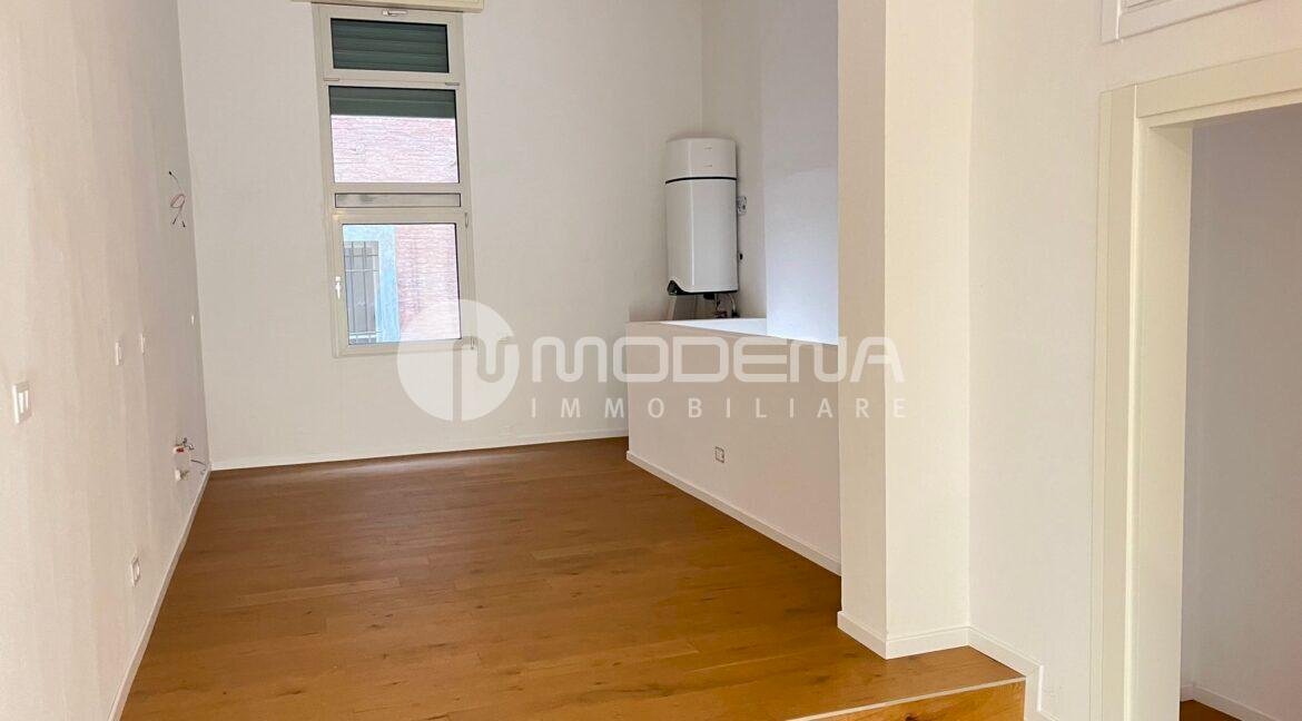 appartamento in vendita a Modena in zona Centro Storico