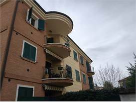 appartamento in vendita a Modena in zona Crocetta