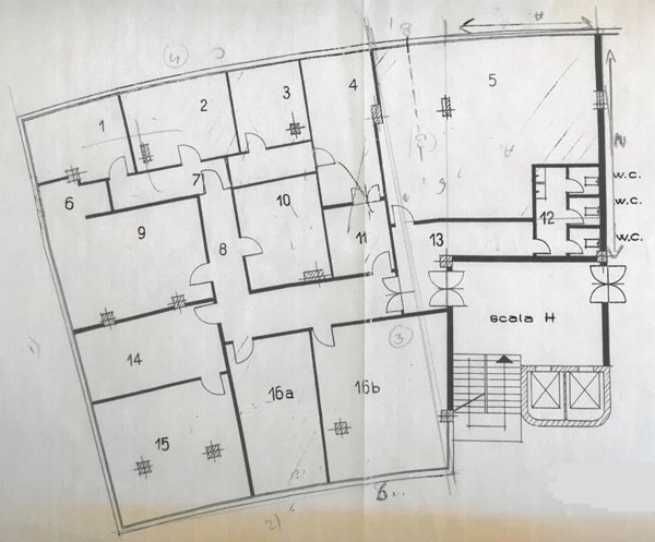 ufficio in vendita a Modena in zona San Faustino