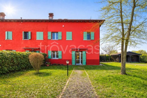 casa indipendente in vendita a Modena in zona Ganaceto
