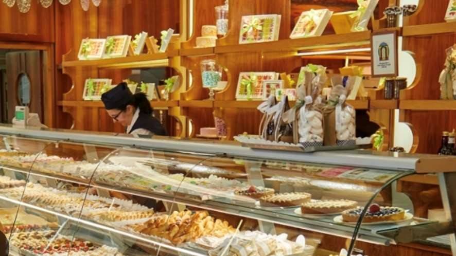 negozio in vendita a Modena