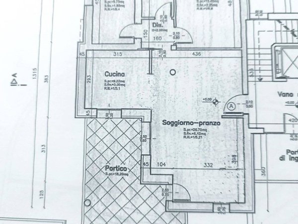 appartamento in vendita a Modena in zona Albareto