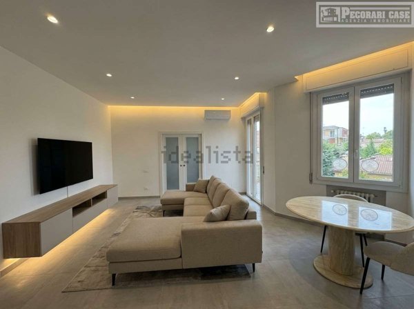 appartamento in vendita a Modena in zona Centro Storico