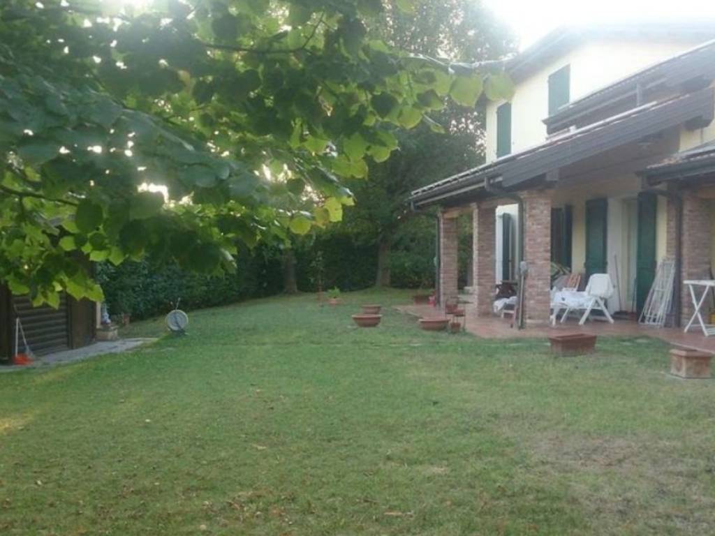 casa indipendente in vendita a Modena in zona Cittanova