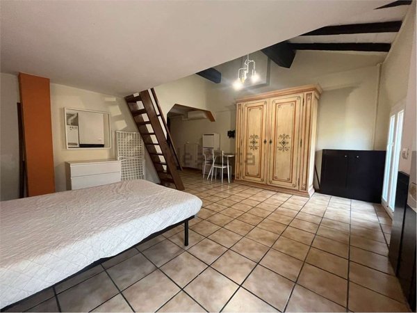 appartamento in vendita a Modena in zona Centro Storico