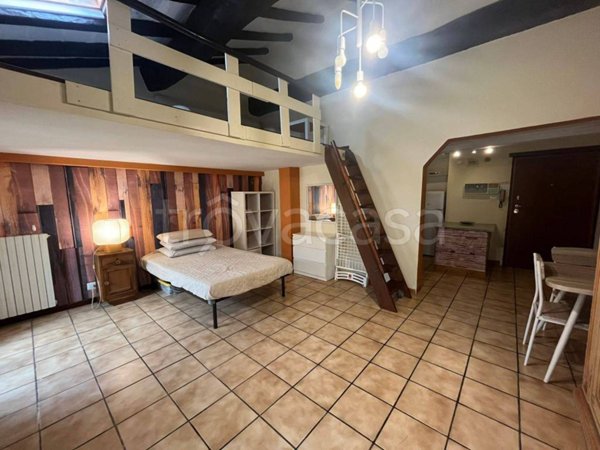 appartamento in vendita a Modena in zona Centro Storico