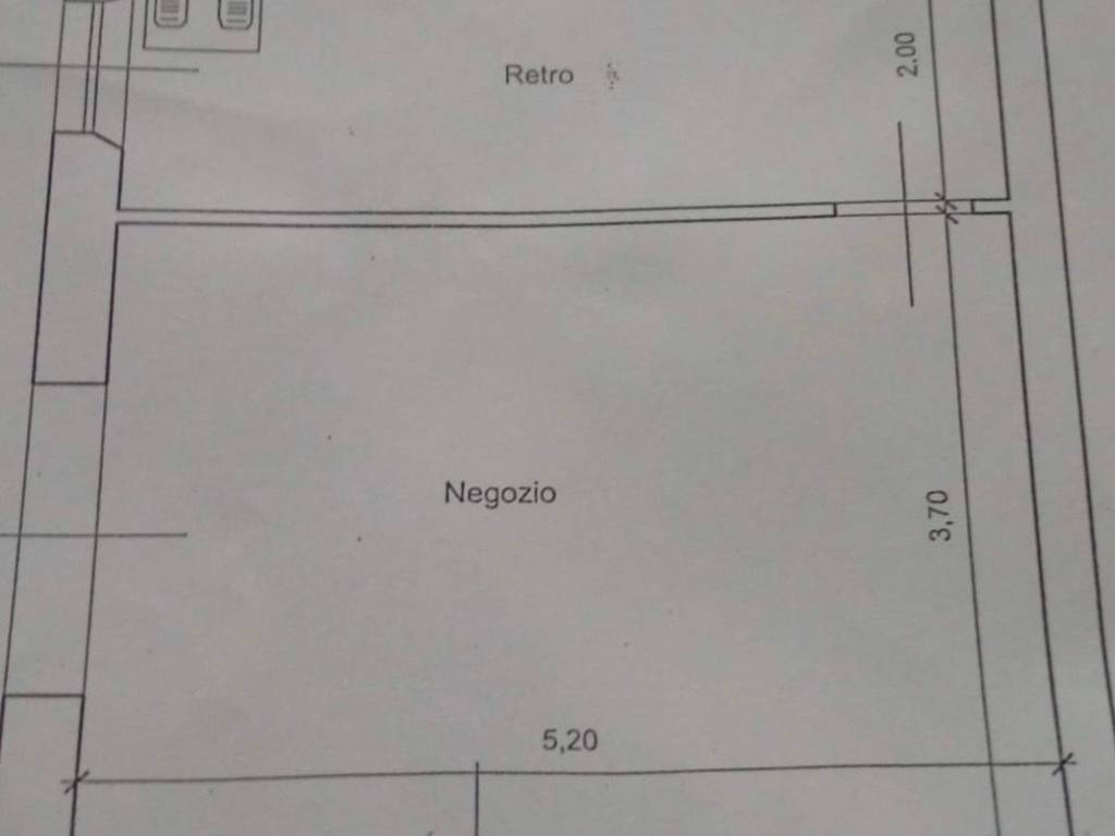 negozio in vendita a Modena in zona Centro Storico