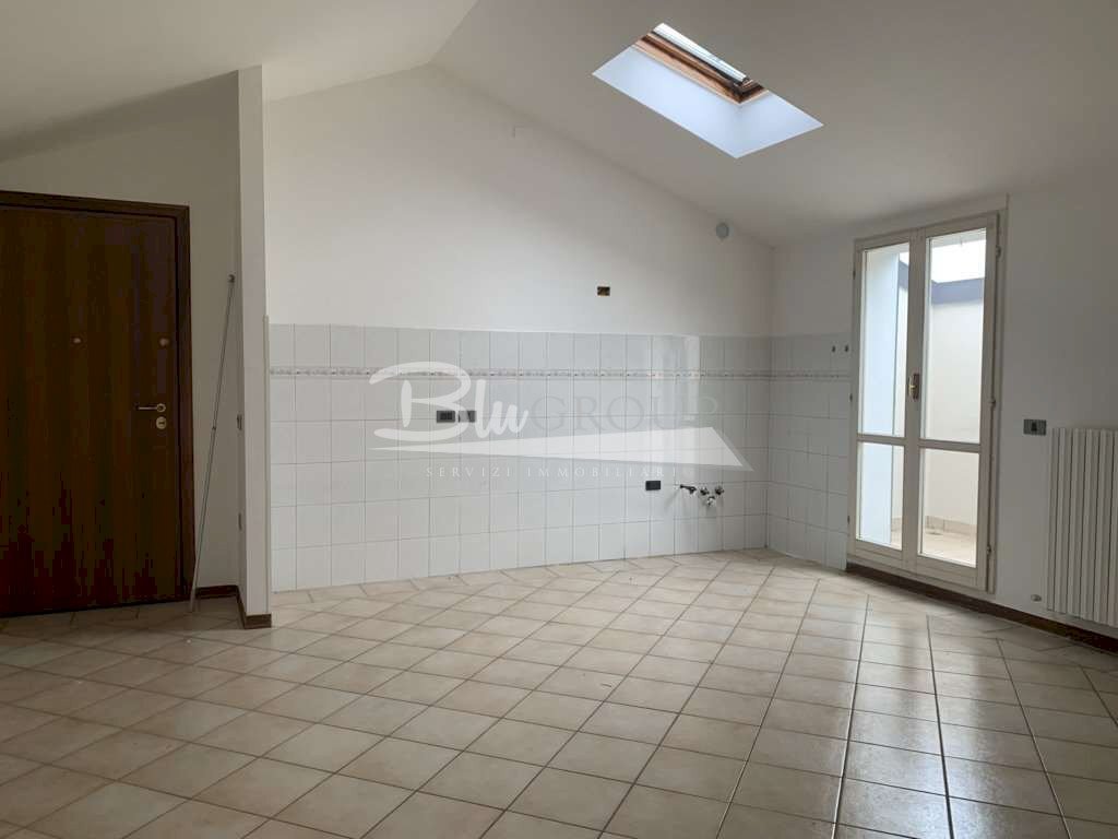 appartamento in vendita a Modena in zona Centro Storico