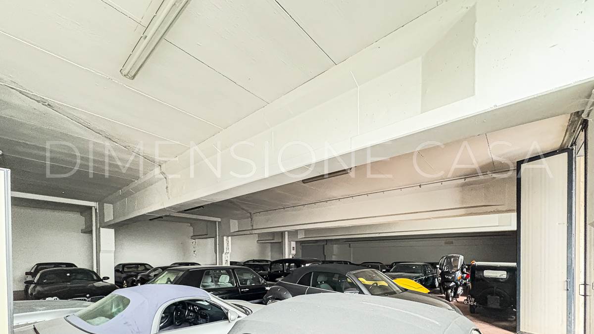 ufficio in vendita a Modena