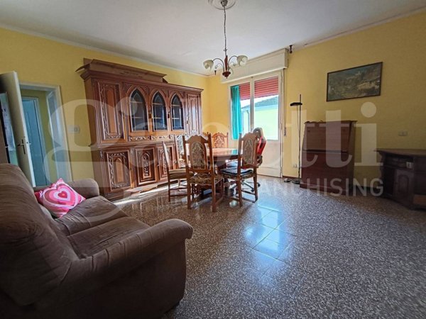 appartamento in vendita a Modena in zona San Lazzaro / Modena Est