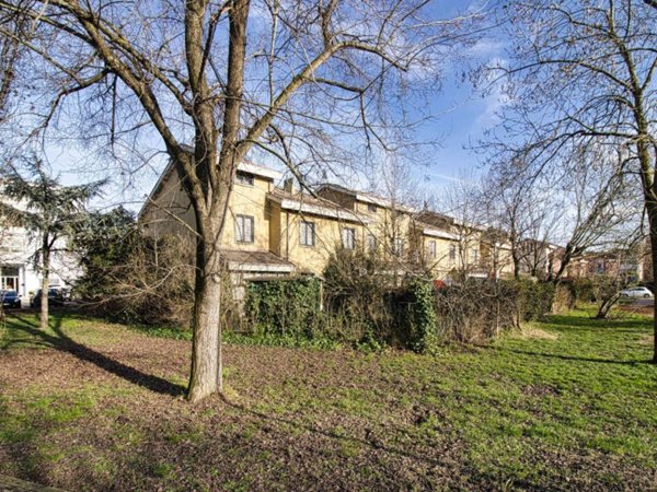 casa indipendente in vendita a Modena in zona San Lazzaro / Modena Est