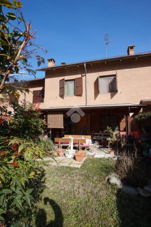 casa indipendente in vendita a Modena in zona Baggiovara