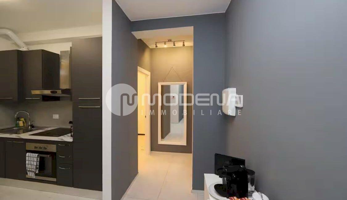 appartamento in vendita a Modena in zona Centro Storico