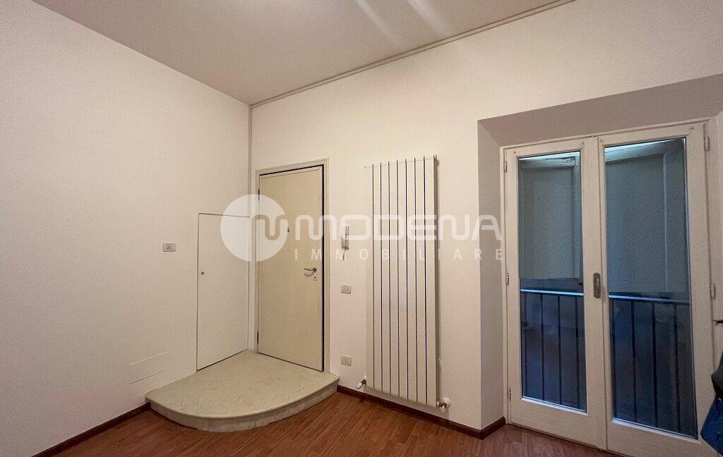 ufficio in vendita a Modena in zona Centro Storico