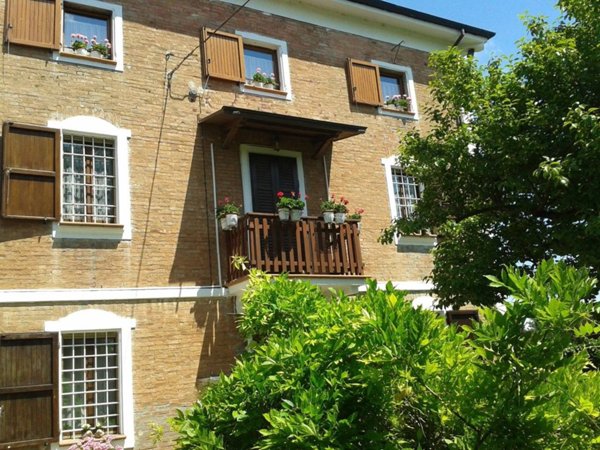 casa indipendente in vendita a Modena in zona Baggiovara