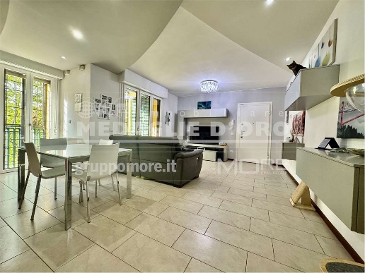 appartamento in vendita a Modena in zona Cittanova