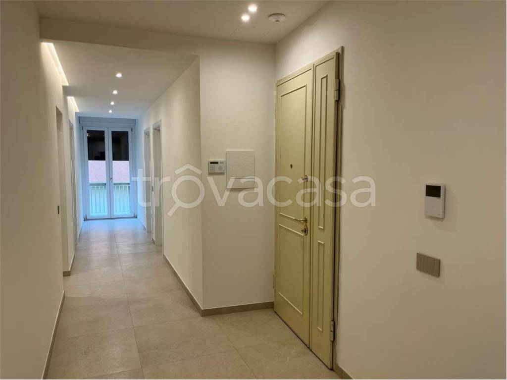 appartamento in vendita a Modena in zona Centro Storico