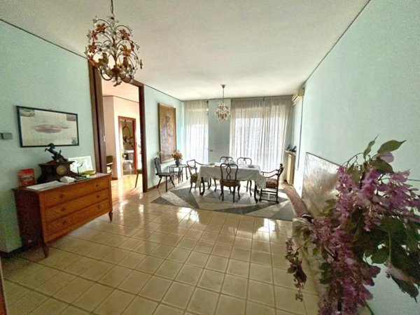 appartamento in vendita a Modena in zona Cognento