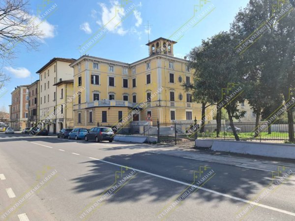 appartamento in vendita a Modena in zona Centro Storico
