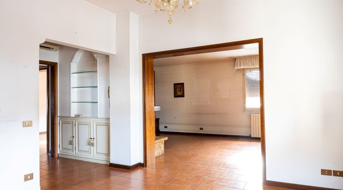 casa indipendente in vendita a Modena in zona San Faustino