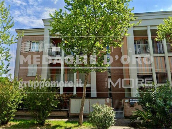 appartamento in vendita a Modena in zona Madonnina / Quattro Ville