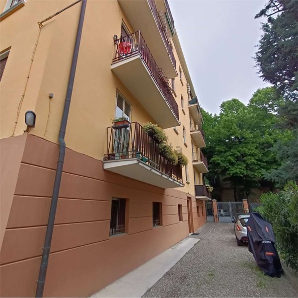 appartamento in vendita a Modena in zona Sant'Agnese