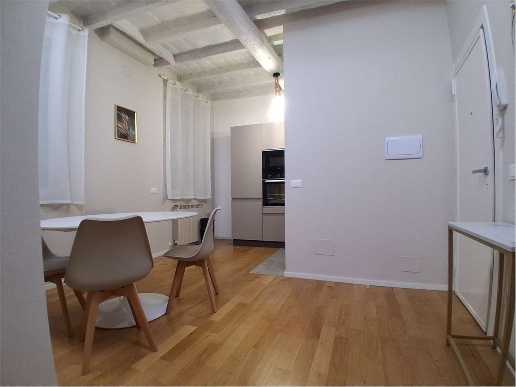 appartamento in vendita a Modena in zona Centro Storico