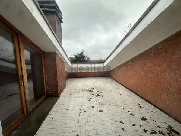 casa indipendente in vendita a Modena