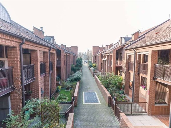 appartamento in vendita a Modena in zona San Lazzaro / Modena Est