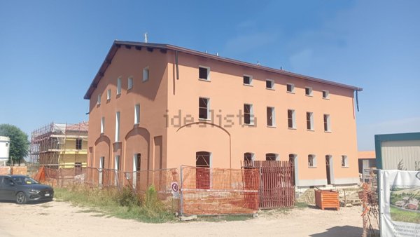 casa indipendente in vendita a Modena in zona Cognento