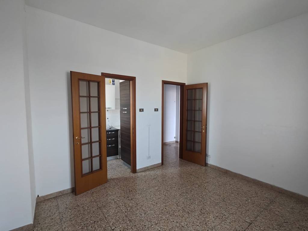 appartamento in vendita a Modena in zona Crocetta