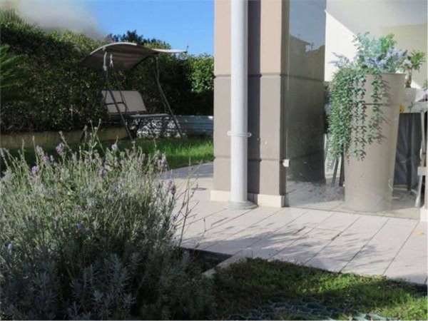 casa indipendente in vendita a Modena in zona Buon Pastore