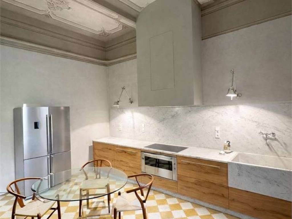 appartamento in vendita a Modena in zona Centro Storico