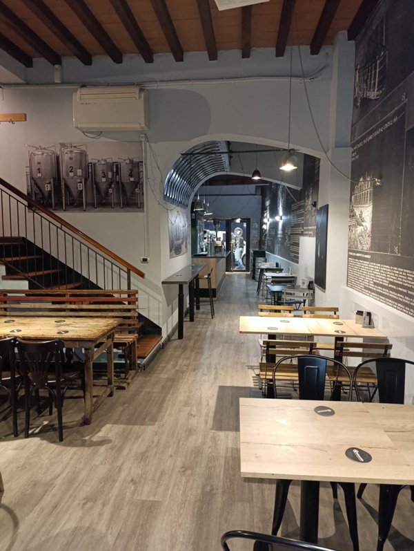 negozio in vendita a Modena in zona Centro Storico