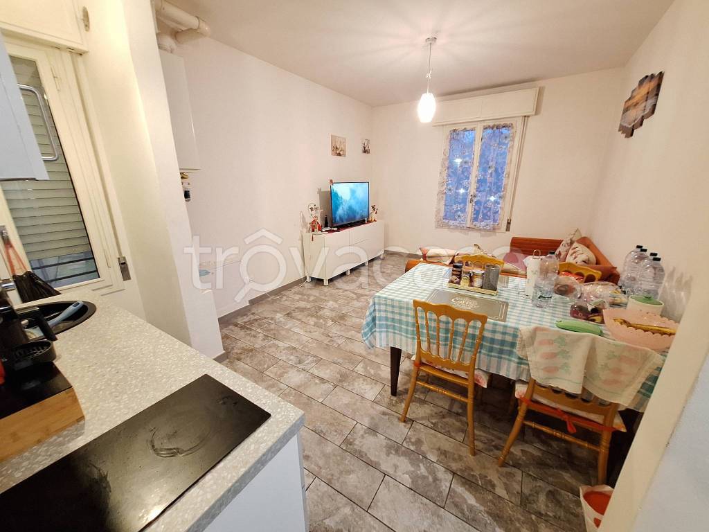 appartamento in vendita a Modena in zona Centro Storico