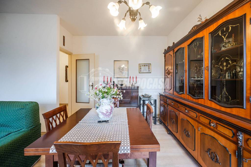 appartamento in vendita a Modena in zona Crocetta