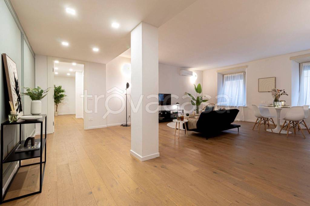 appartamento in vendita a Modena in zona Centro Storico