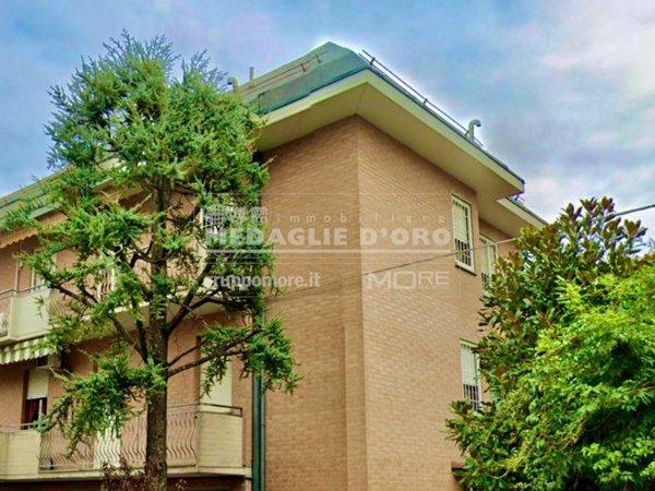 casa indipendente in vendita a Modena in zona San Faustino