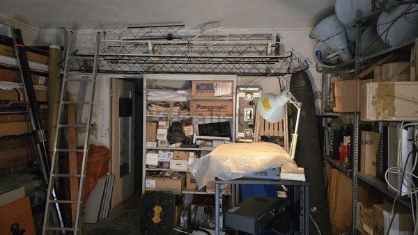 locale commerciale in vendita a Modena in zona Centro Storico