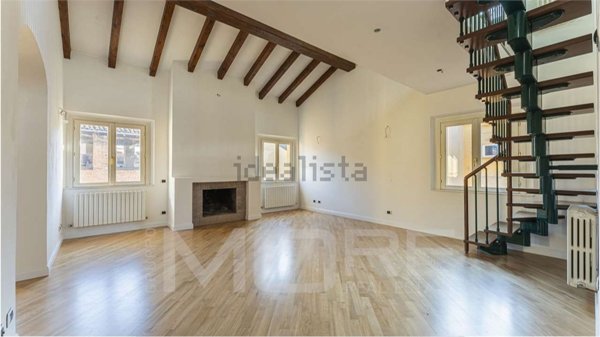 appartamento in vendita a Modena in zona Centro Storico