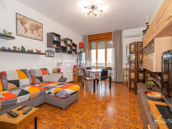 appartamento in vendita a Modena in zona San Lazzaro / Modena Est