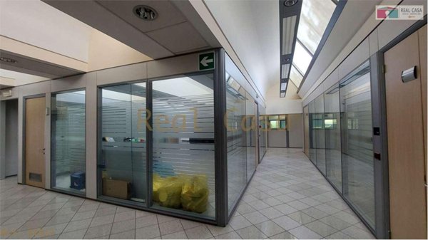 negozio in vendita a Modena