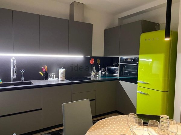 appartamento in vendita a Modena in zona Centro Storico