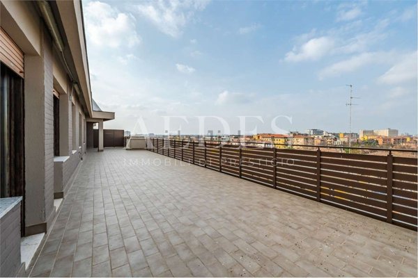 appartamento in vendita a Modena in zona Centro Storico