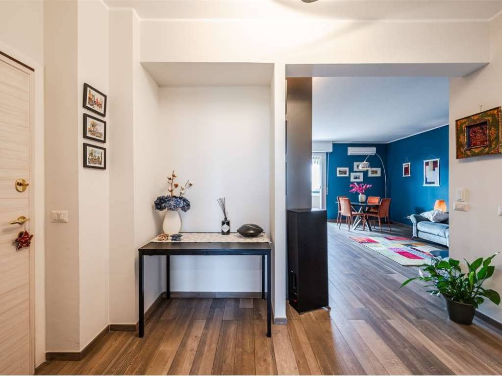 appartamento in vendita a Modena in zona Crocetta