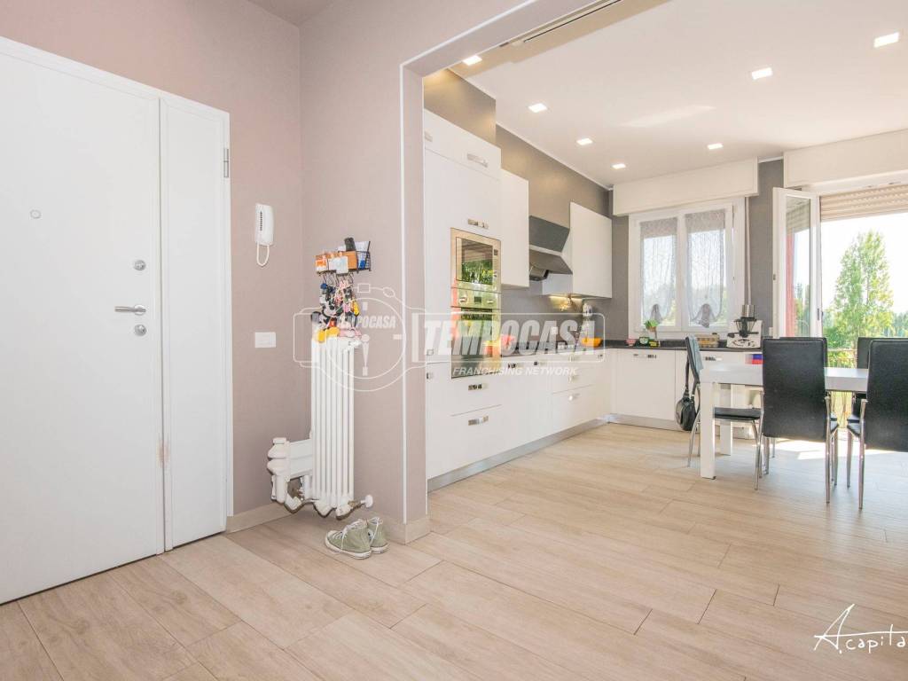 casa indipendente in vendita a Modena in zona Buon Pastore