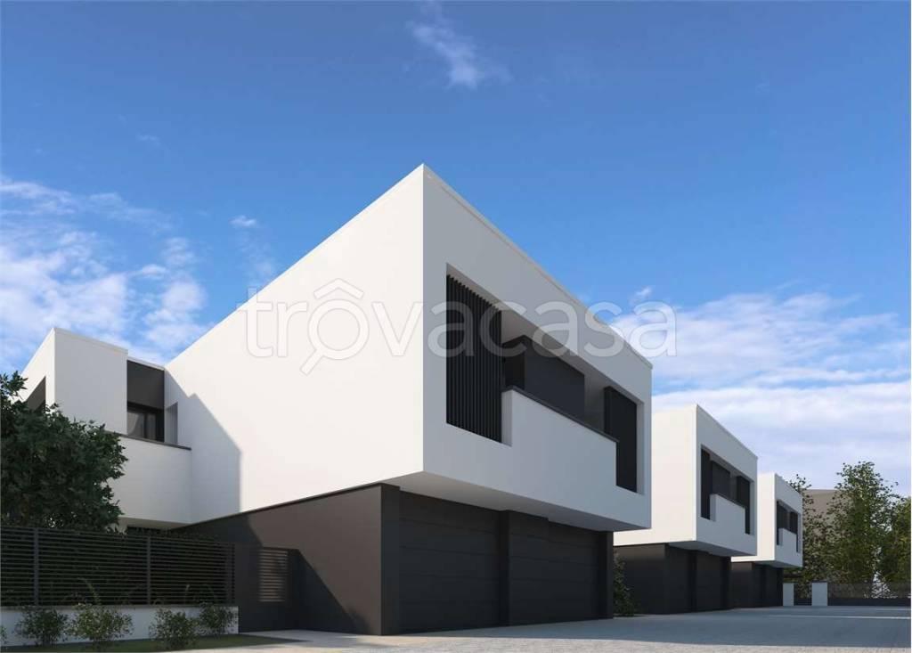 casa indipendente in vendita a Modena in zona Centro Storico